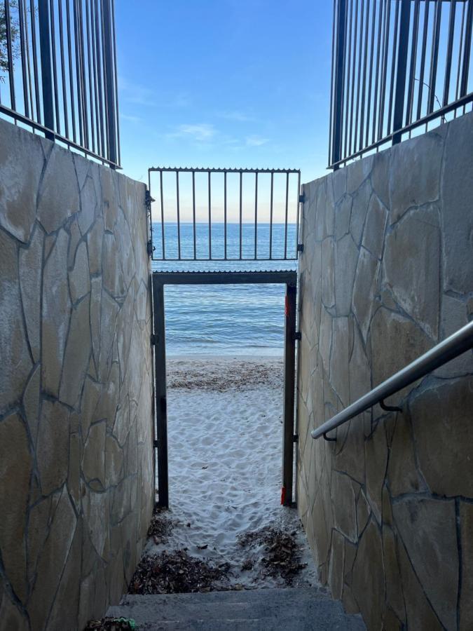 Appartement Pied Dans L'Eau La Seyne-sur-Mer Exterior foto