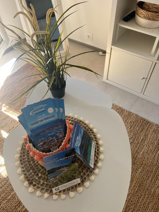 Appartement Pied Dans L'Eau La Seyne-sur-Mer Exterior foto